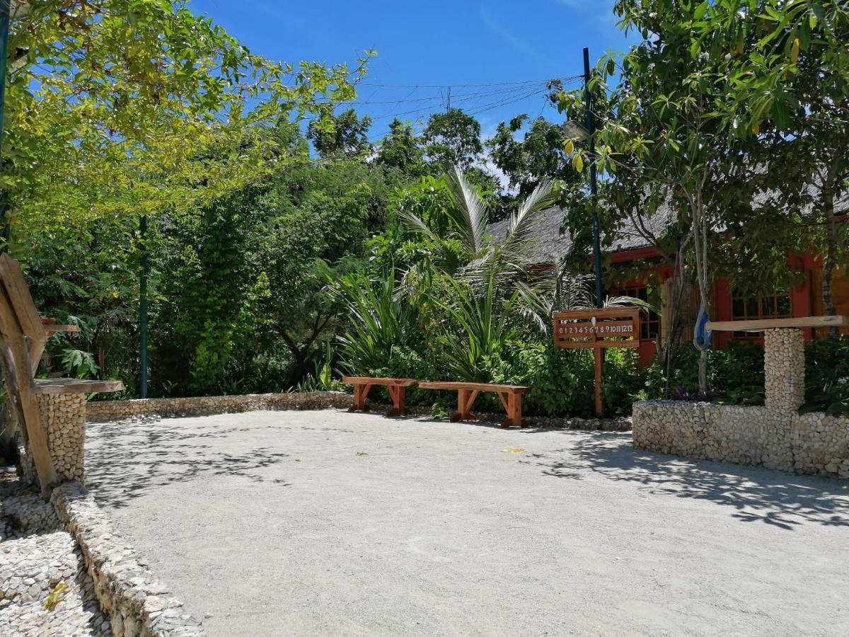 Nakabalo Guesthouse & Restaurant Сикиджор Екстериор снимка