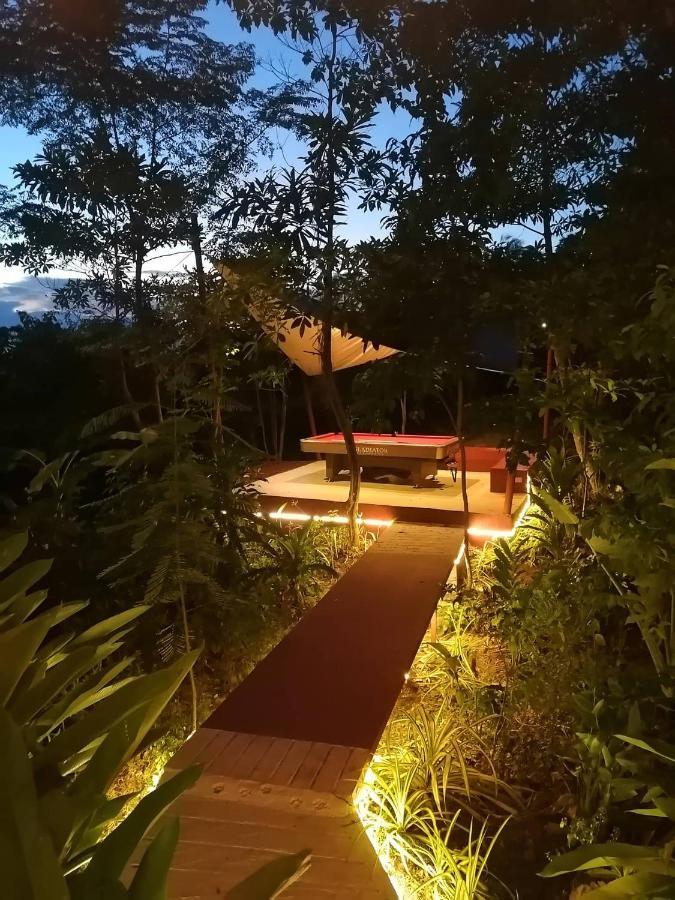 Nakabalo Guesthouse & Restaurant Сикиджор Екстериор снимка